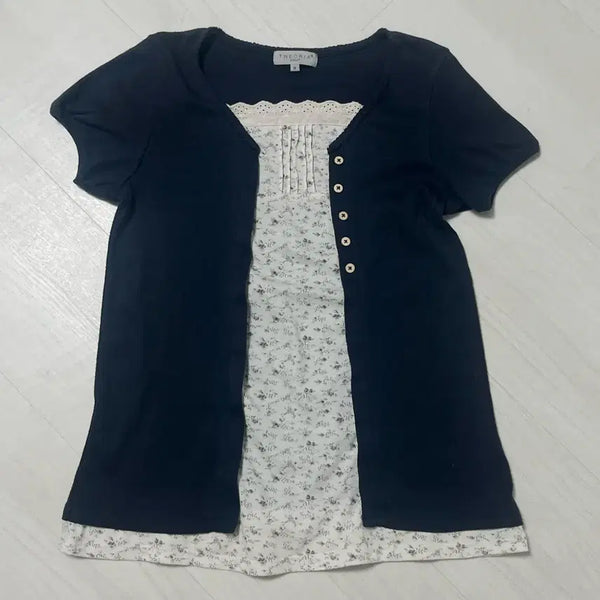 [BUNJANG] Mori Girl Floral Short Sleeve T-shirt Navy / 모리걸 잔꽃 바선생 반팔 레이스 티셔츠 네이비
