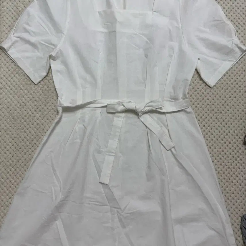 [BUNJANG] White Cotton Puff Sleeve Square Neck Midi Dress / 코튼 원피스