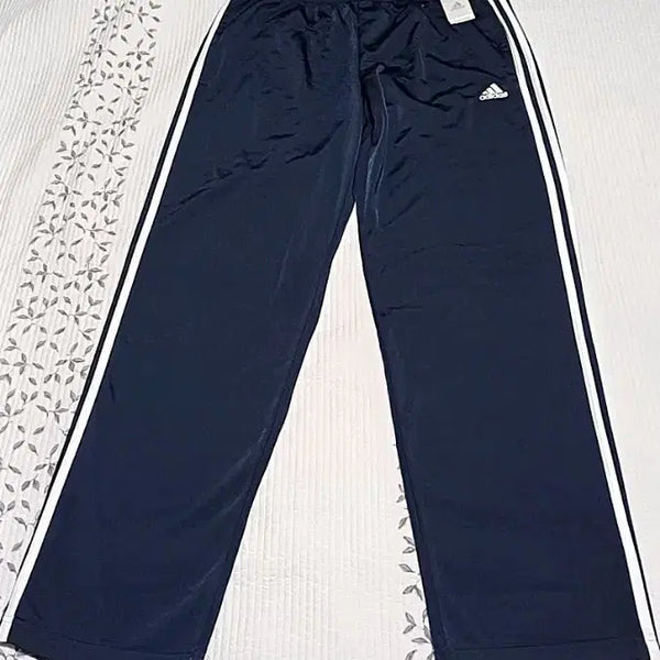 [BUNJANG] Adidas Unused Training Pants 37-inch Length 110 / 아디다스 미사용 트레이닝복 37인치 기장110