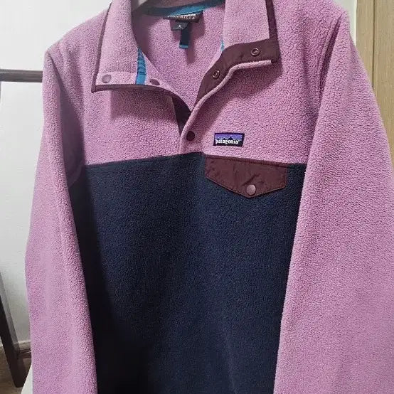[BUNJANG] Patagonia Women's Synchilla Lightweight Fleece Jacket - Pink/Navy (Size M) / [Women's M] 파타고니아 신칠라 핑크/네이비