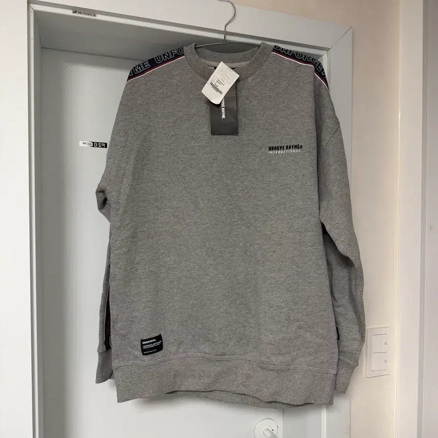 [BUNJANG] Groove Rhyme Line Sweatshirt Grey S / 새상품) 원가59000 그루브라임 맨투맨 그레이 S 의류처분 옷장정리