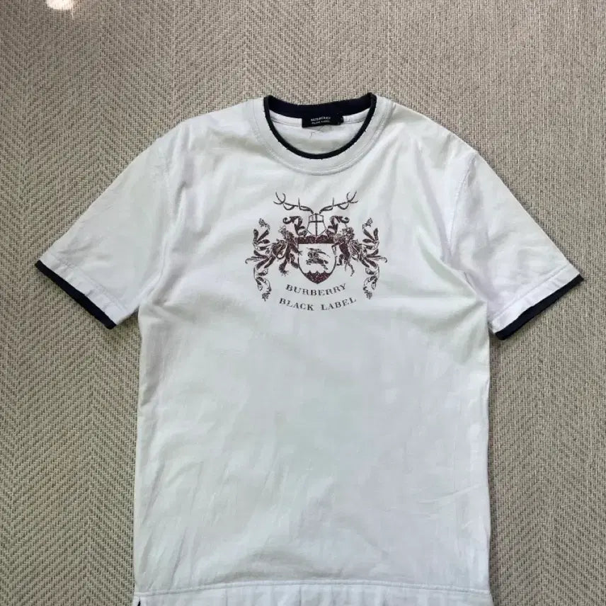 [BUNJANG] Burberry Black Label Graphic T-Shirt / 버버리 블랙라벨 그래픽 반팔티셔츠
