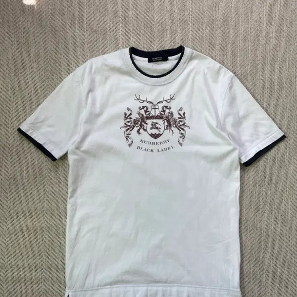 [BUNJANG] Burberry Black Label Graphic T-Shirt / 버버리 블랙라벨 그래픽 반팔티셔츠