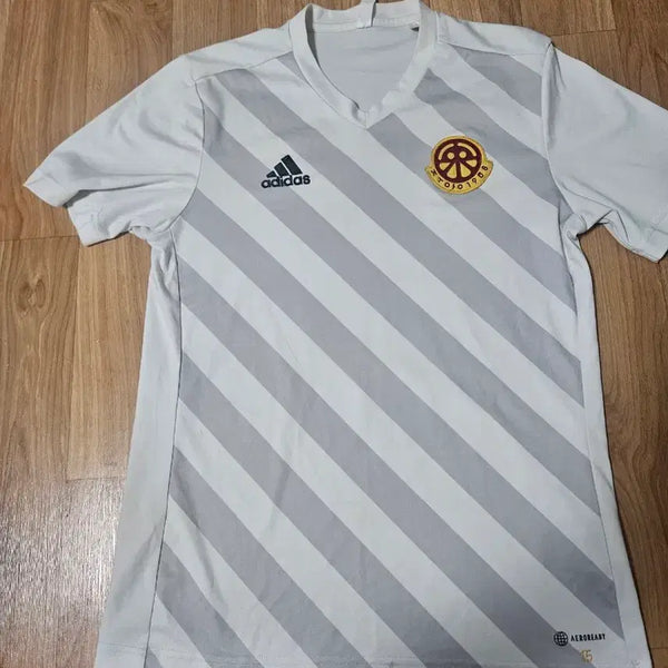[BUNJANG] Adidas Seoul Central High School Football Team Player Issue Training Top L / 아디다스 서울중앙고 축구부 선수지급용 트레이닝복 L