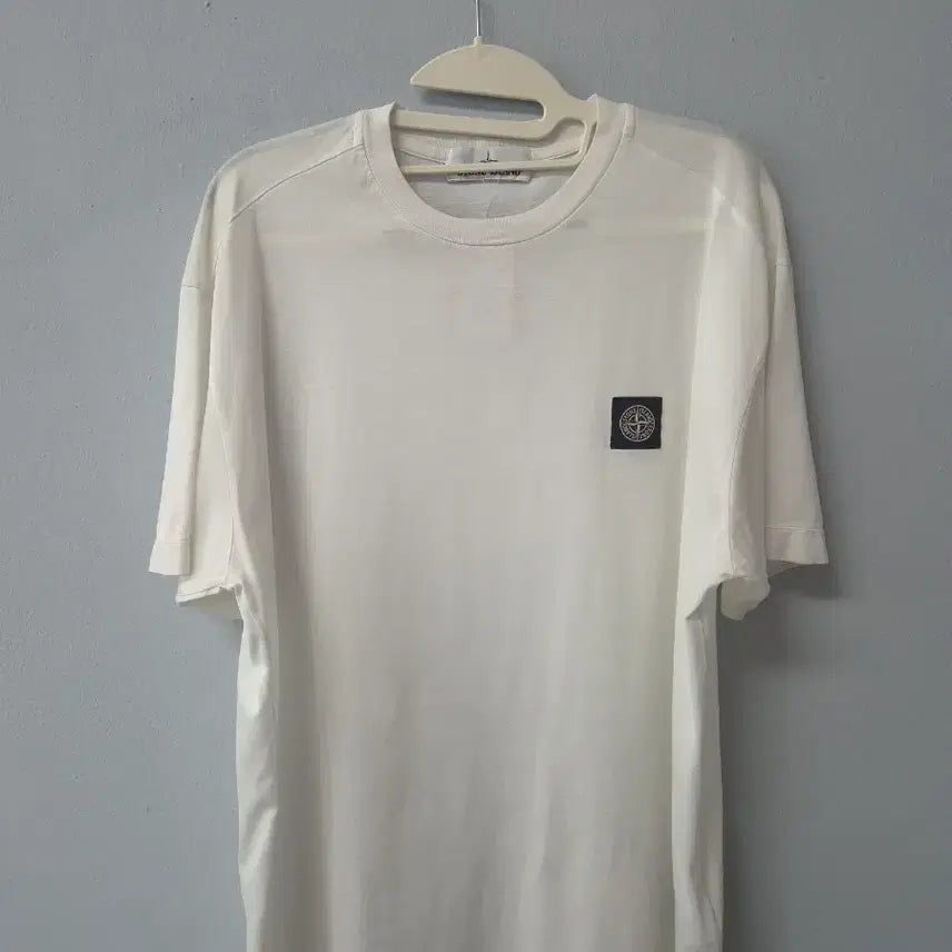 [BUNJANG] Stone Island Short Sleeve T-Shirt White L / 스톤아일랜드 반팔티 화이트 L