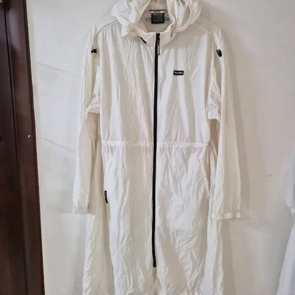 [BUNJANG] Discovery Expedition Hooded Long Windbreaker / 디스커버리 후드 롱바람막이 90