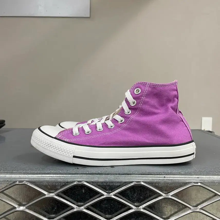 [BUNJANG] Converse Chuck Taylor All Star High Top (Size 250) / 컨버스 척테일러 올스타 하이탑 250