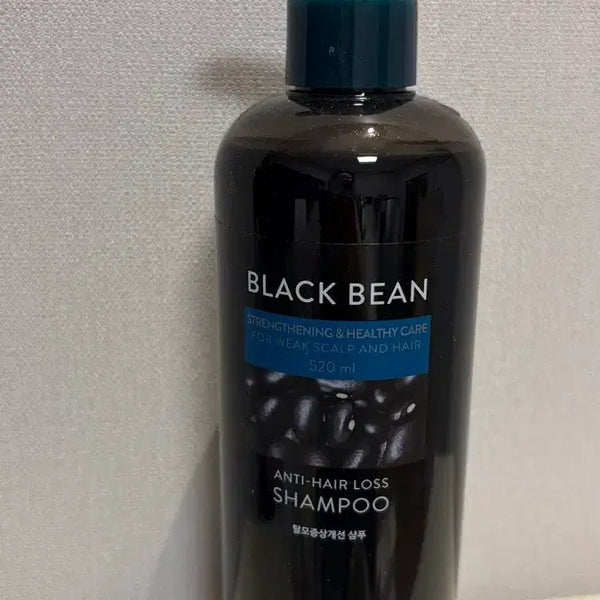 [BUNJANG] Nature Republic Black Bean Anti-Hair Loss Shampoo 520ml / <새상품>네이처리퍼블릭 블랙빈 탈모증상개선 샴푸 520ml