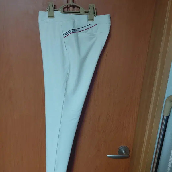[BUNJANG] LYM NEW STANDARD Golf Pants Ivory / LYM NEW STANDARD 골프바지 아이보리색