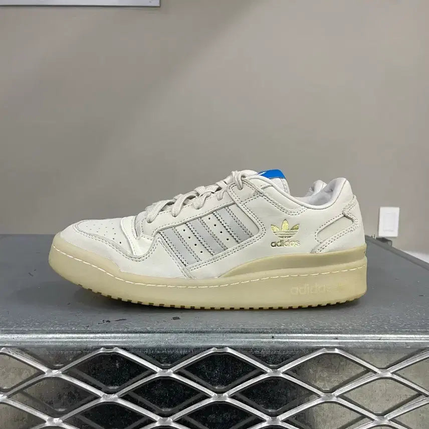 [BUNJANG] Adidas Forum Low Shoes Size 260 / 아디다스 포럼 로우 260