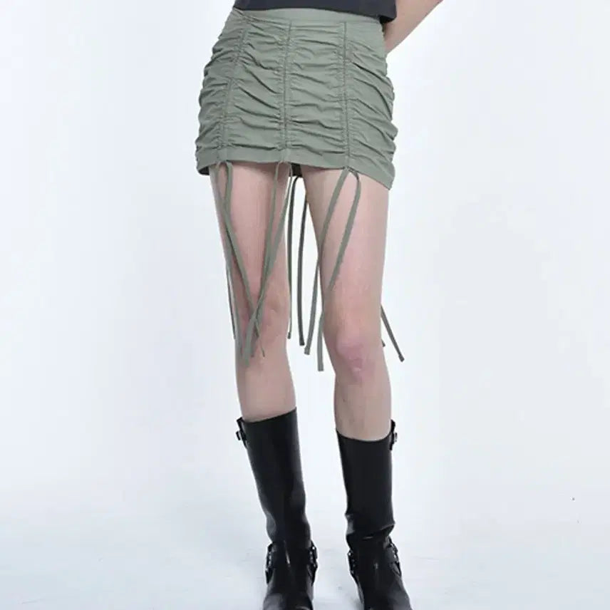 [BUNJANG] Midnight Move Trimming Skirt (Khaki) / 미드나잇 무브 trimming skirt (khaki)