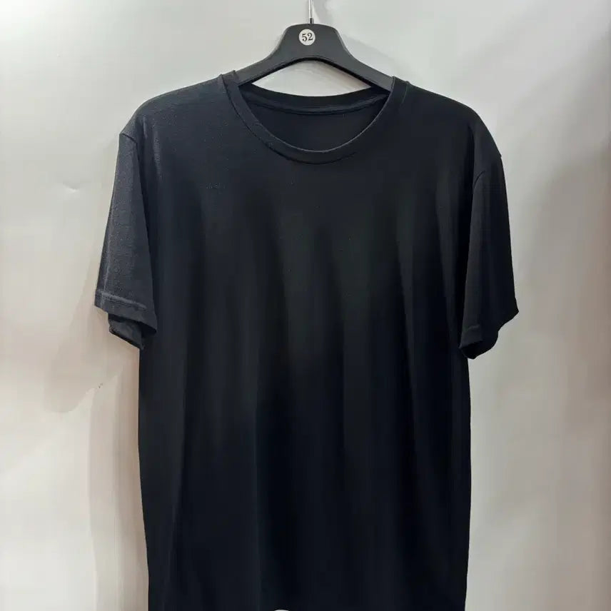 [BUNJANG] Uniqlo Basic Black Short Sleeve T-Shirt XL / 유니클로 블랙 무지 기본 반팔티 XL 0.8