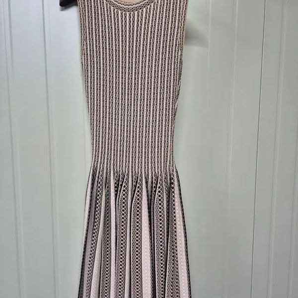 [BUNJANG] Silk Blend Knit Sleeveless Midi Dress / 실크 혼방 니트 원피스