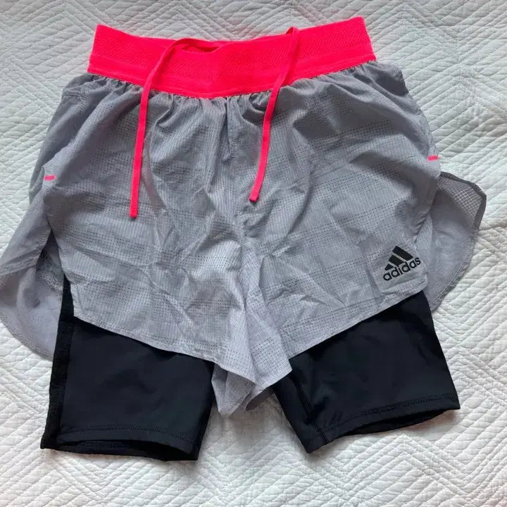 [BUNJANG] Adidas Running Shorts 2-in-1 with Inner Tights - Size M / 아디다스 러닝 반바지 2in1 이너 타이즈 M사이즈