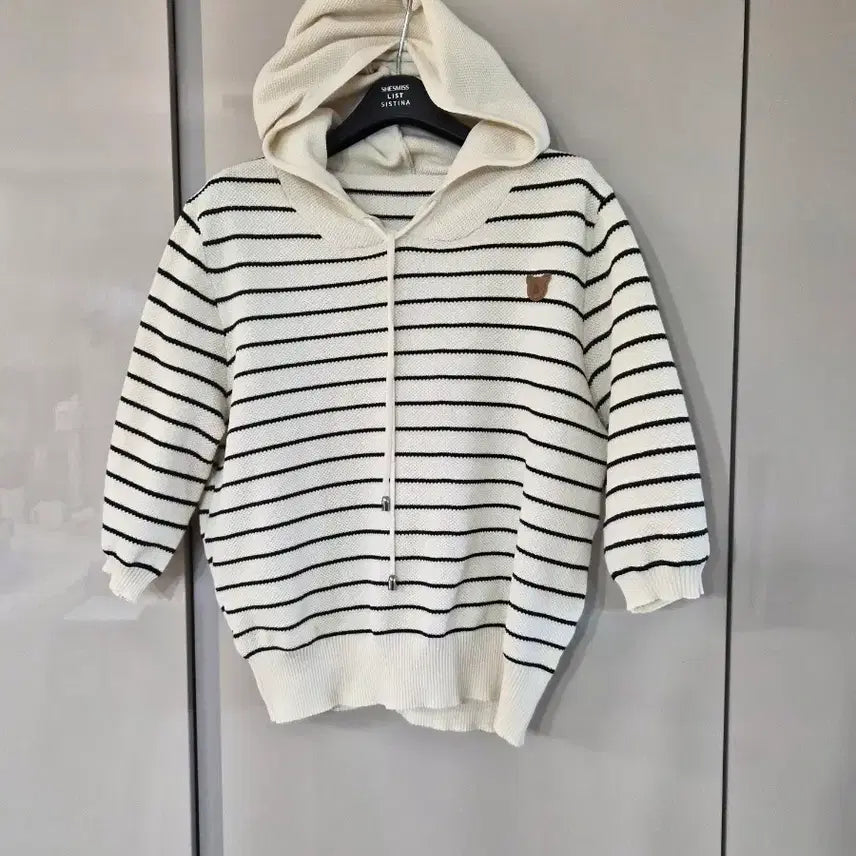 [BUNJANG] Muzak Striped Hooded Knit (Cream) / 무자크스트라이프 후드 니트 FREE (크림)