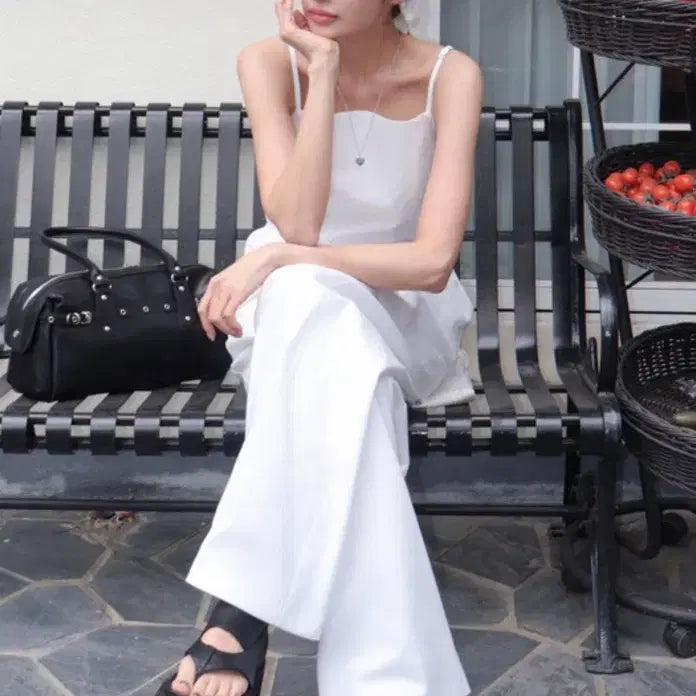 [BUNJANG] Zuruty Nice Sleeveless Top + Nice Pocket Pants Set / (새/세트)주르티 니스 슬리브리스 탑 + 니스 포켓 팬츠 화이트