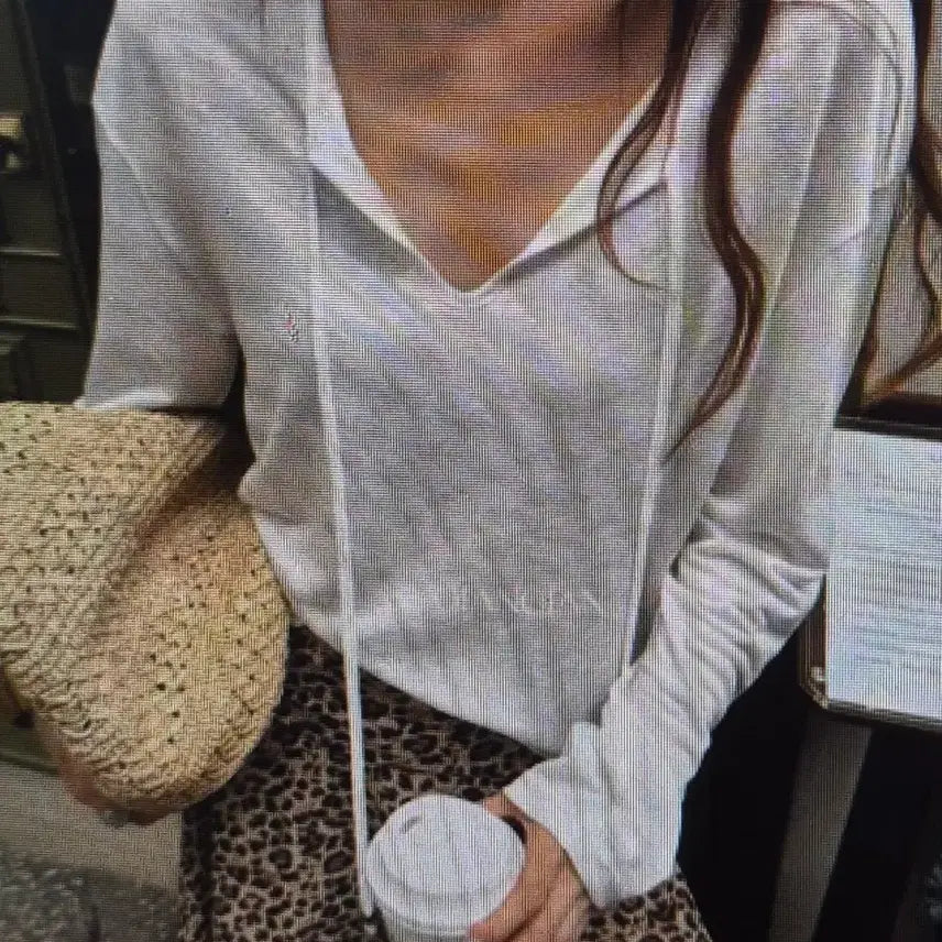 [BUNJANG] White V-Neck Long Sleeve T-Shirt / (해외배송)화이트 브이넥 롱슬리브