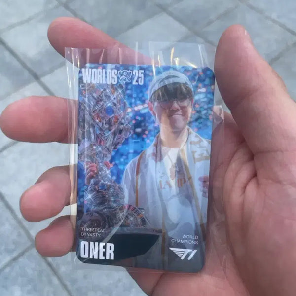 [BUNJANG] Lee Know "Owner" Photocard / 오너 포토카드