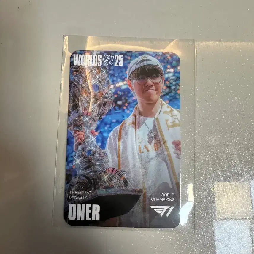 [BUNJANG] T1 Faker Worlds Championship Photocard / MSI 대전 팬페스타 2025 T1 오너 월즈 우승 포토카드