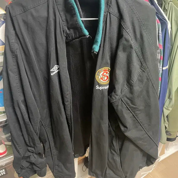 [BUNJANG] Supreme x Umbro Cotton Ripstop Track Jacket Black (23FW) / 슈프림 x 엄브로 코튼 립스탑 트랙 자켓 블랙 23FW L사이즈 팝니다