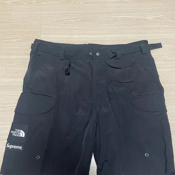 [BUNJANG] Supreme x The North Face 22SS Trekking Packable Belt Shorts Black / 슈프림 x 노스페이스 트레킹 패커블 벨트 쇼츠 22SS M사이즈
