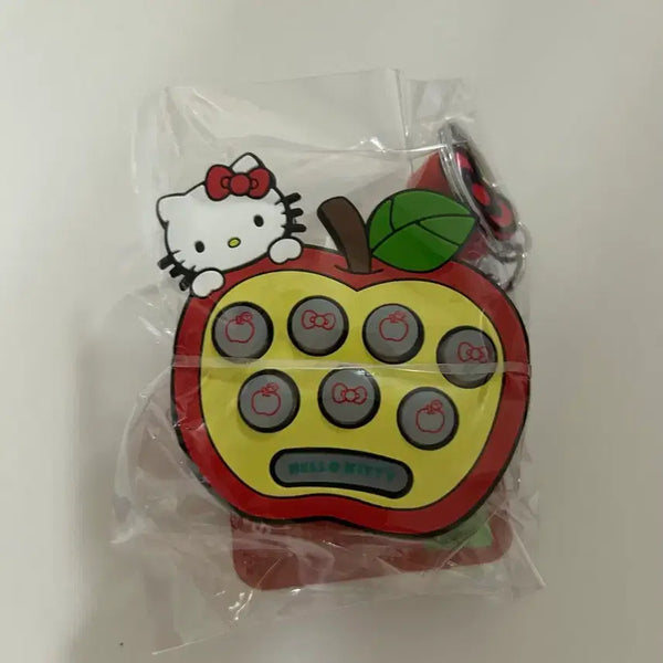 [BUNJANG] Hello Kitty Apple Shape Keychain / 헬로키티 사과모양 키링