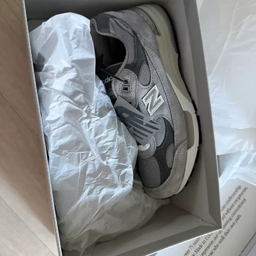 [BUNJANG] New Balance 992 U992GY Grey Sneakers / [255] 뉴발란스 992 U992GY 그레이 새상품