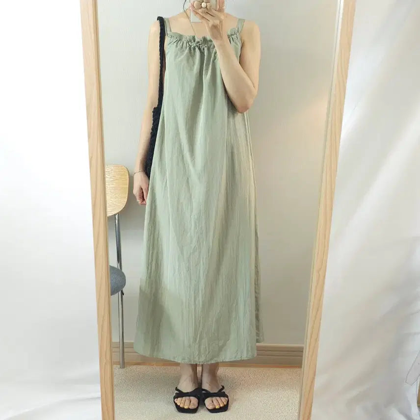 [BUNJANG] A Little Bit Women's Sleeveless Long Dress / (F)어리틀빗 여성 나시 롱 원피스 W4331