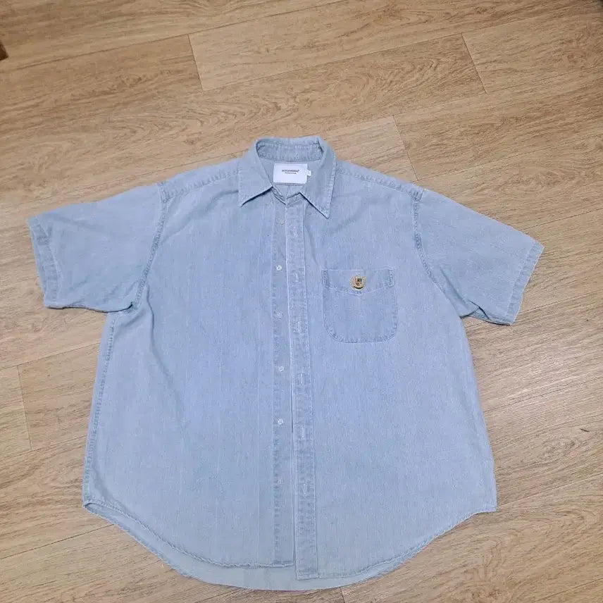 [BUNJANG] Outstanding Denim Short Sleeve Shirt Size 1 / 아웃스탠딩 데님 반팔셔츠 사이즈1