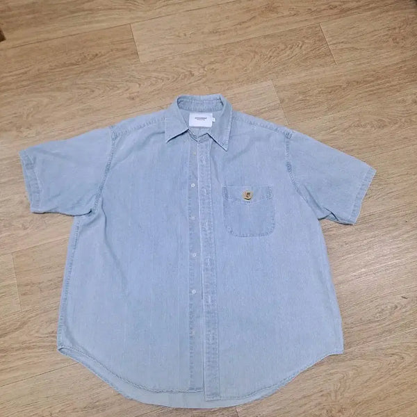 [BUNJANG] Outstanding Denim Short Sleeve Shirt Size 1 / 아웃스탠딩 데님 반팔셔츠 사이즈1