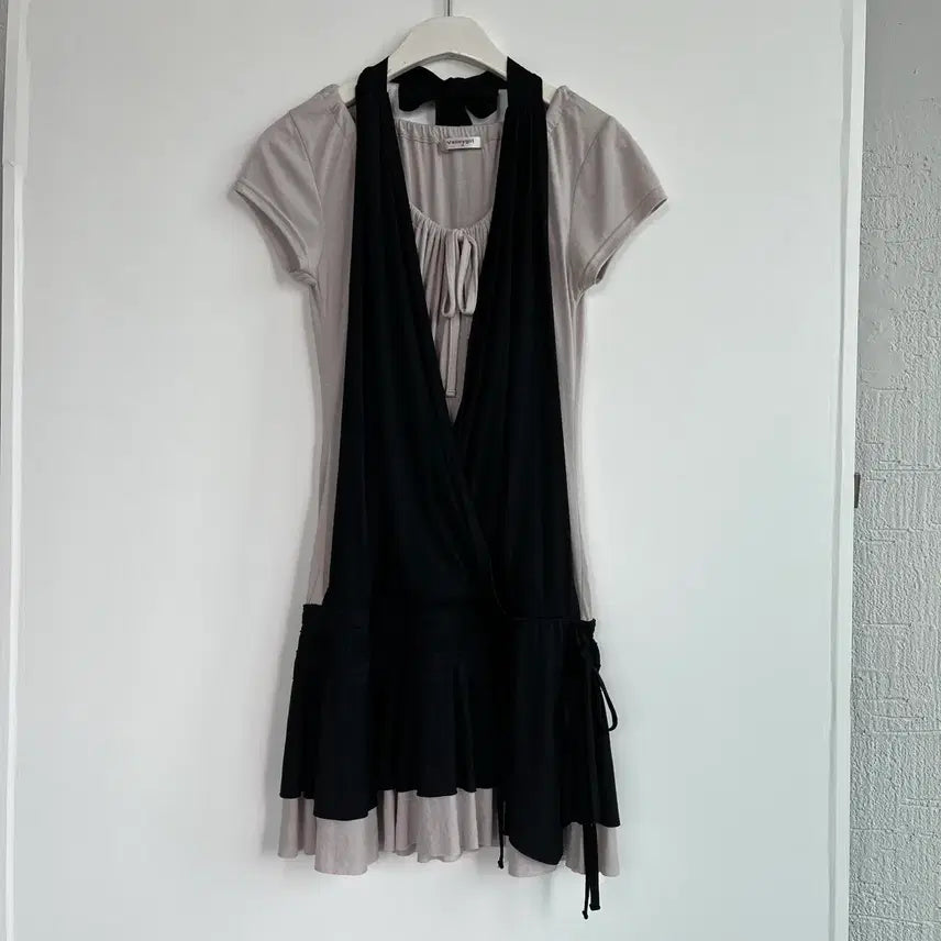 [BUNJANG] Valleygirl Shirring Ribbon Frill Layered Dress / Valleygirl 셔링 리본 프릴 레이어드 원피스 M