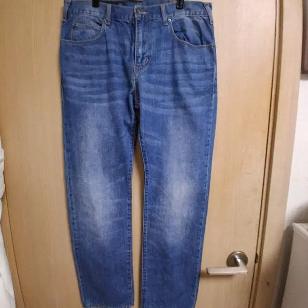 [BUNJANG] Giorgio Armani Washed Denim Pants Blue Size 31 / 아르마니 - 워싱.데님팬츠.블루ㅡ31사이즈,택포