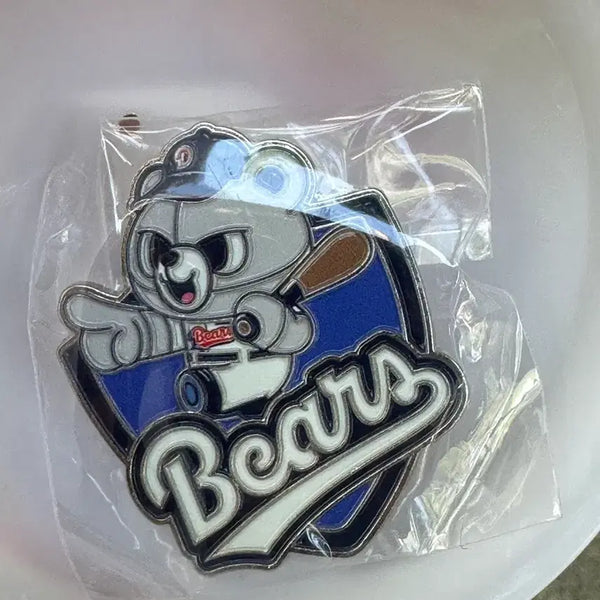 [BUNJANG] Lotte Giants x Doosan Bears KBO Collaboration Badge / Kbo 롯데웰푸드 뱃지 교환 롯데 두산