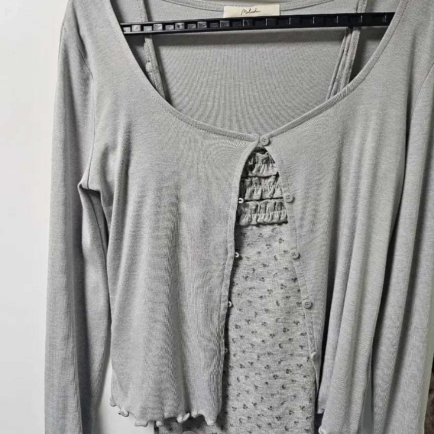 [BUNJANG] Grey Sleeveless Cardigan Set / 회색 나시 가디건 세트