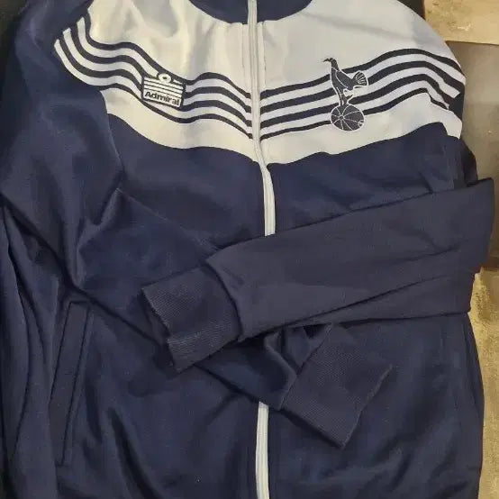 [BUNJANG] Admiral Tottenham Hotspur Track Top Navy / 토트넘 홋스퍼 트랙탑 네이비 admiral 애드미럴(런던에서 직접구매)