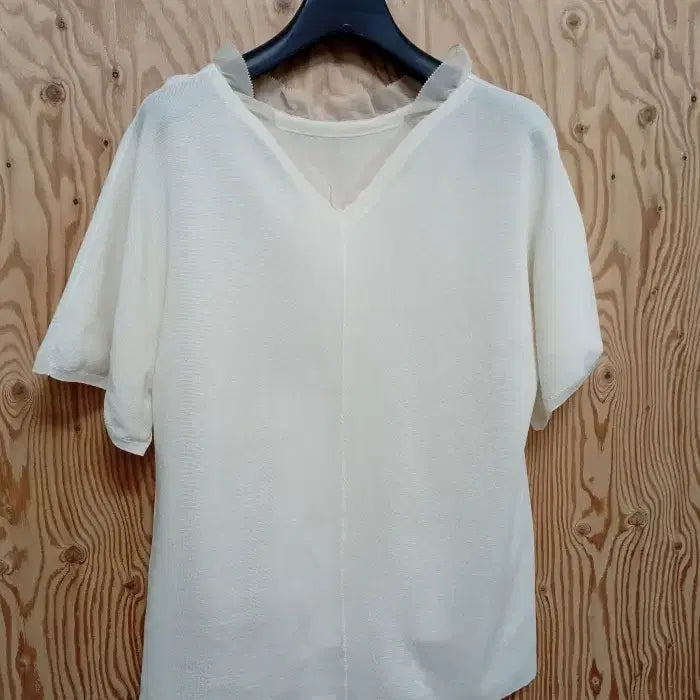 [BUNJANG] SYSTEM Neck Frill V-Neck Short Sleeve Knit / 시스템(SYSTEM) 목 프릴 브이넥 반팔 니트
