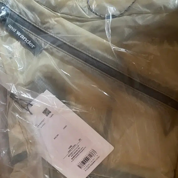 [BUNJANG] and wander Sil Daypack White / 앤드원더 실데이팩 화이트 andwander sil daypack