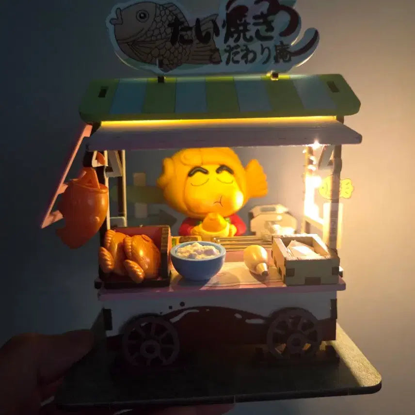 [BUNJANG] Crayon Shin-chan Night Market Food Truck Series Bungeoppang Block Miniature / 짱구 피규어 야시장 푸드트럭 시리즈 붕어빵 블럭 미니어처
