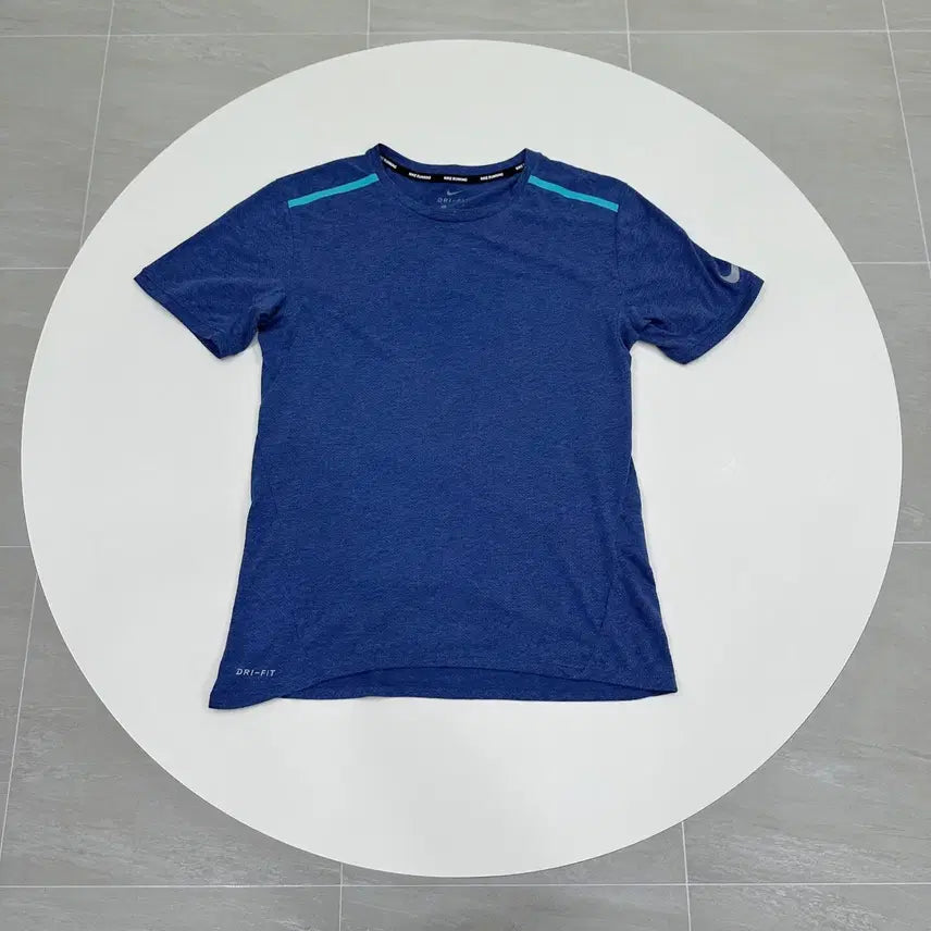 [BUNJANG] Nike Dri-FIT Running Shirt - Size M / 나이키러닝 드라이핏 러닝셔츠 M 95