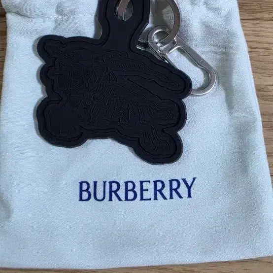 [BUNJANG] Burberry Rubber Charm Keyring / 버버리 키링(새상품)