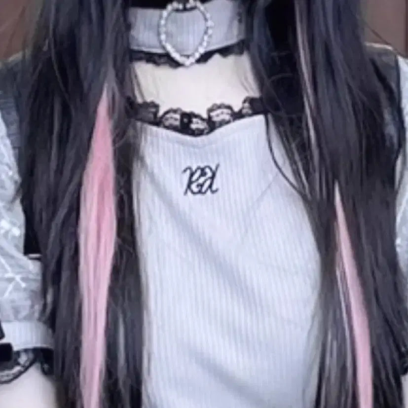 [BUNJANG] Rosita Heart Buckle Half Sleeve Knit Blouse / 로지타 하트버클 하트초커 핑크 반팔니트 블라우스 스나계 지뢰계