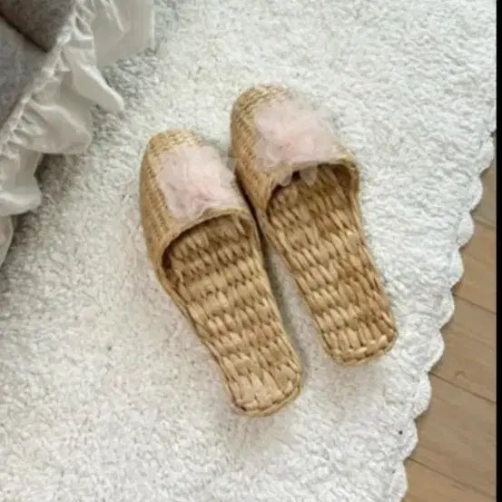 [BUNJANG] Rattan Flower Indoor Slippers / 라탄 꽃 장식 실내화