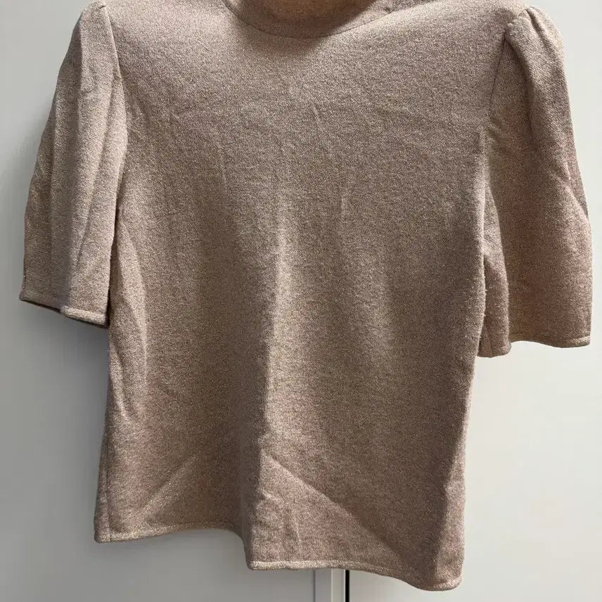 [BUNJANG] Pearl Knit Semi Turtleneck Puff Sleeve Top / 펄 니트 반 터틀넥 퍼프소매