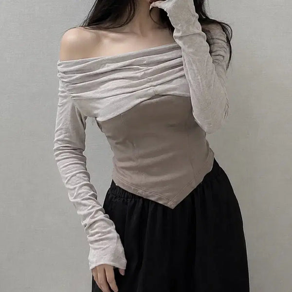 [BUNJANG] Off-the-Shoulder Shirring Color-Block Long-Sleeve Top Beige / 오프숄더 셔링 배색 긴팔탑 베이지
