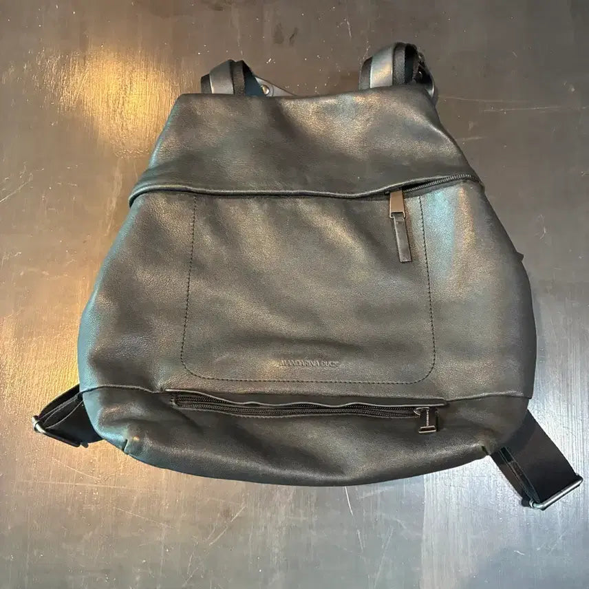 [BUNJANG] Mandarina Duck Leather Backpack / 만다리나 덕 레더 백팩