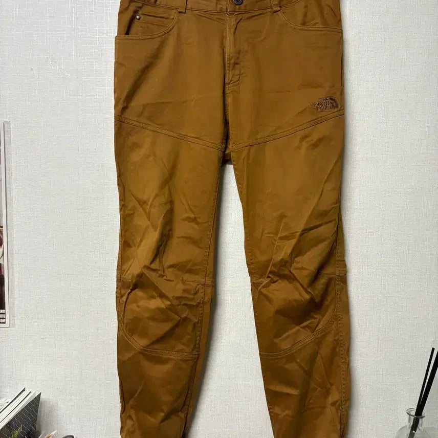 [BUNJANG] The North Face Khaki Cargo Pants / 노스페이스 카키색 바지