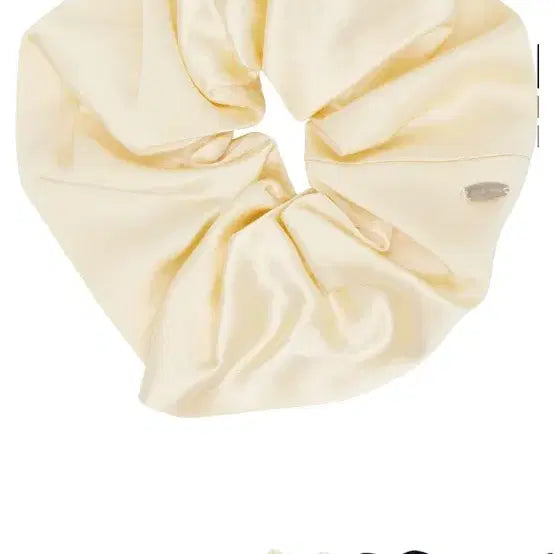 [BUNJANG] Sofybehigh Yellow Elegant Scrunchie / 소피부하이 스크런치 버터