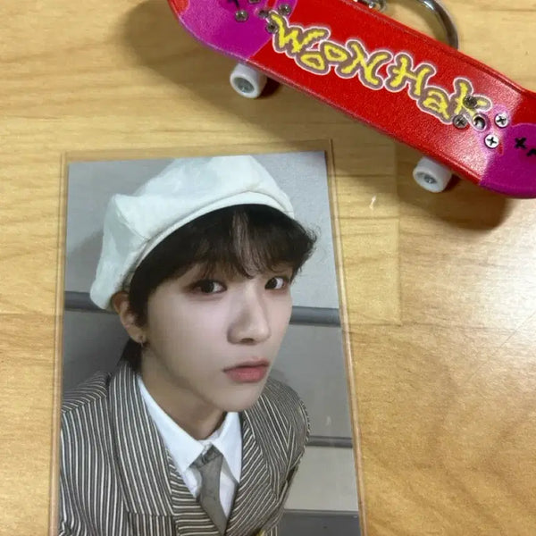 [BUNJANG] BOYNEXTDOOR Woonghak Keyring / 보넥도 보이넥스트도어 운학 19.99 키링
