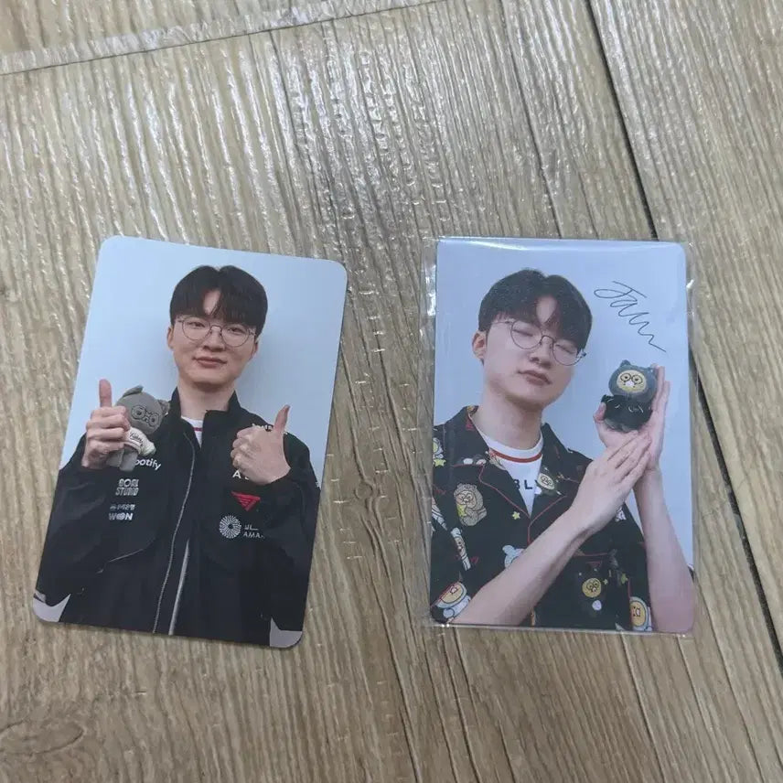 [BUNJANG] T1 Faker 2026 Keyring Doll Photocard Set / 2026 티원 페이커 키링인형 포카 2장