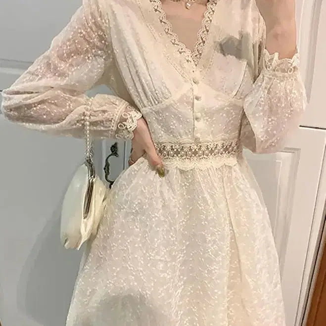 [BUNJANG] Embroidered Lace Dress / 자수 레이스 원피스